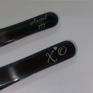 XO Eyelash applicator tool